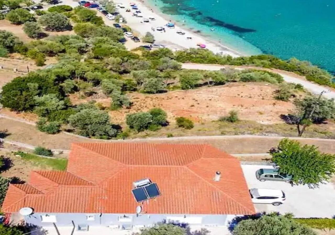 Aegean Beachfront Petriaí 外观 照片