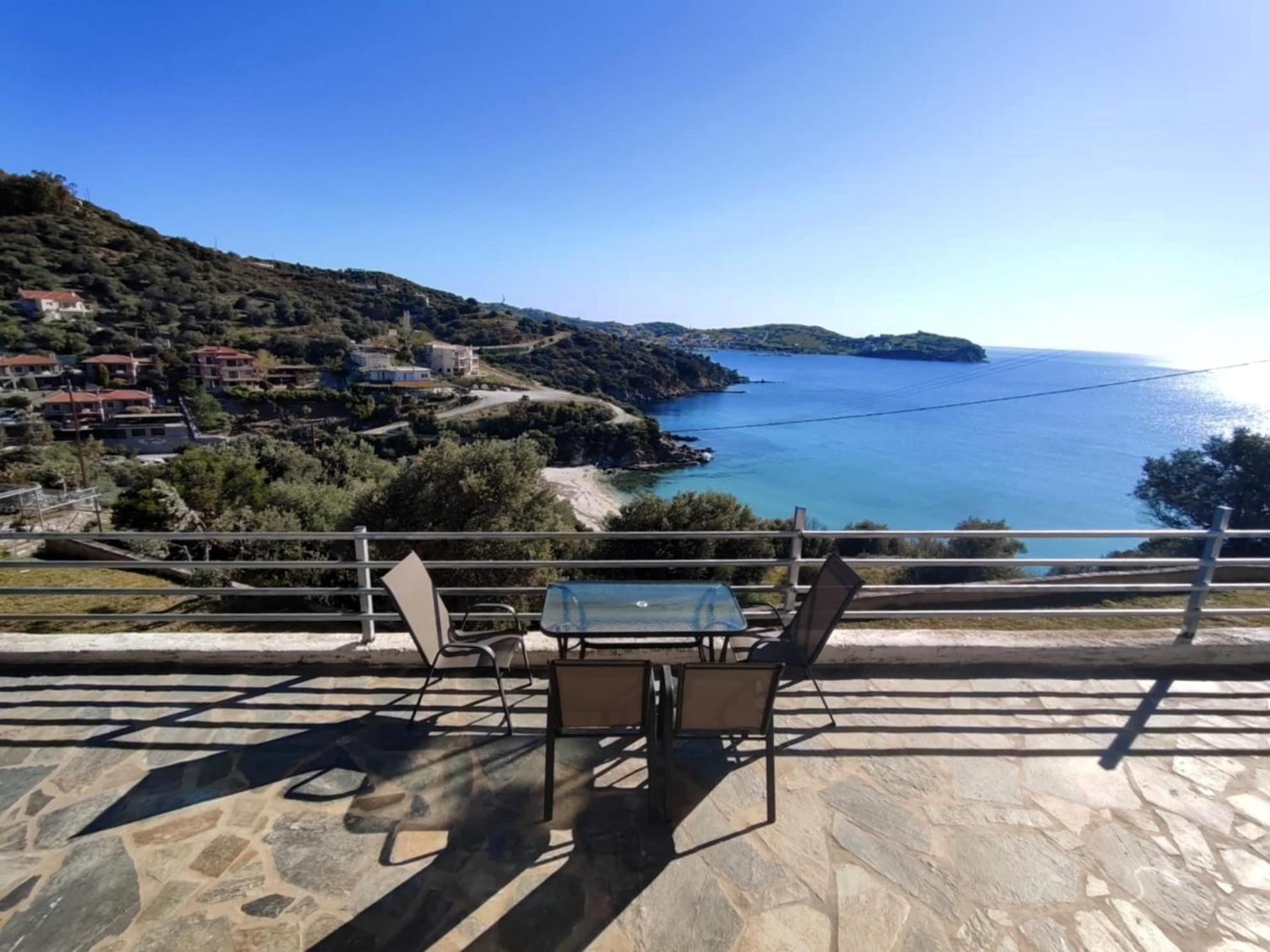 Aegean Beachfront Petriaí 外观 照片