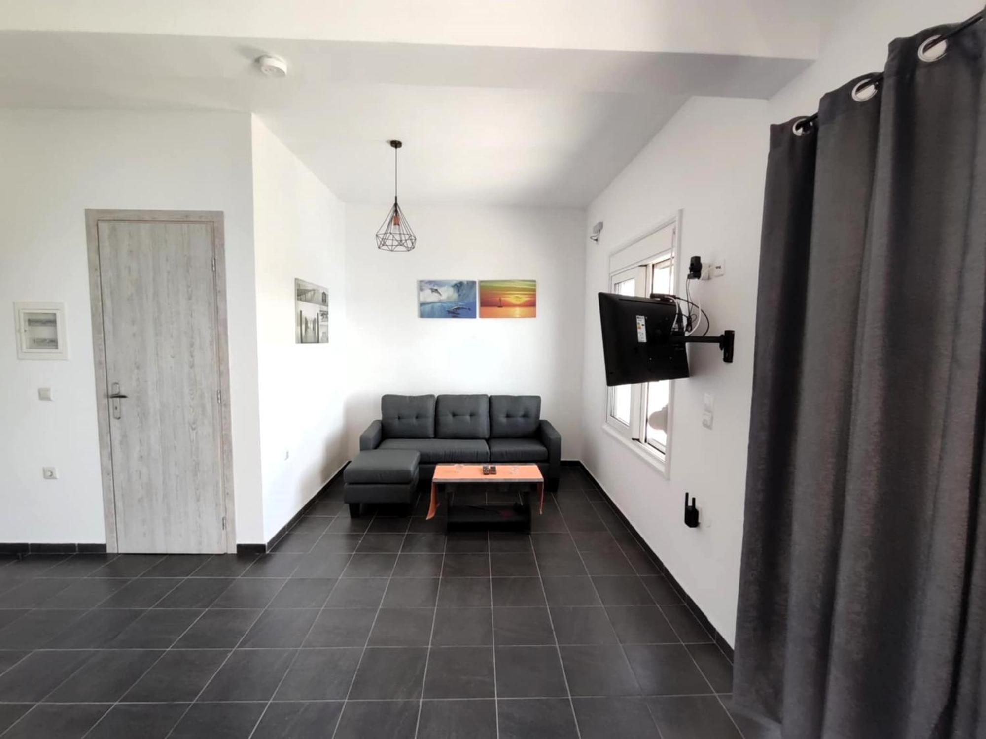 Aegean Beachfront Petriaí 外观 照片